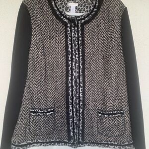 Chico’s jacket/blazer. Size 3 Large chevron tweed. Excellent condition.
